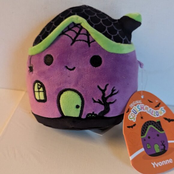 NWT 5" Yvonne Haunted House Squishmallows Halloween JOL Bats Spider Plush Toy - Picture 2 of 10